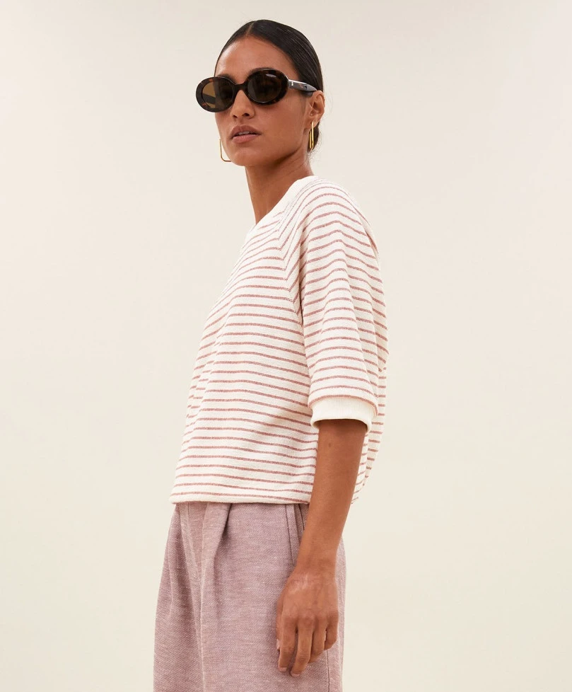by-bay Top Neva