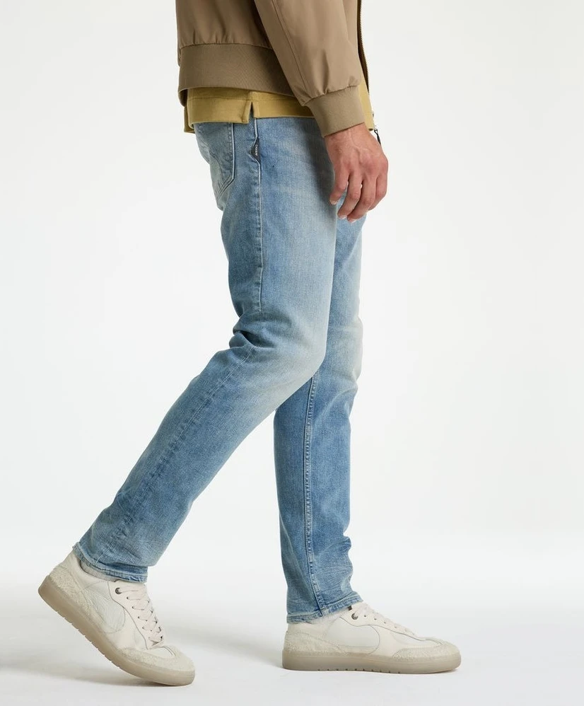 Chasin' Jeans Evan Ignite
