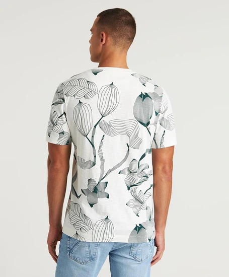 Chasin' T-shirt Botany