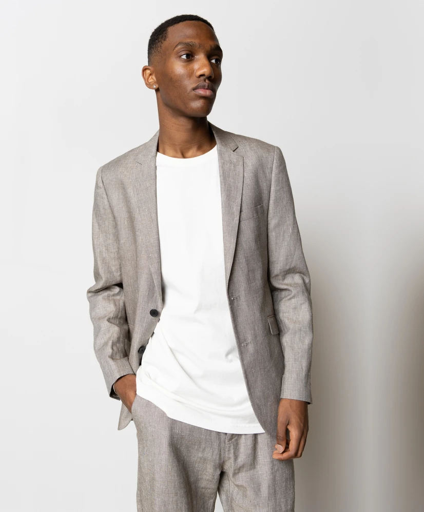 Clean Cut Copenhagen Colbert Roman