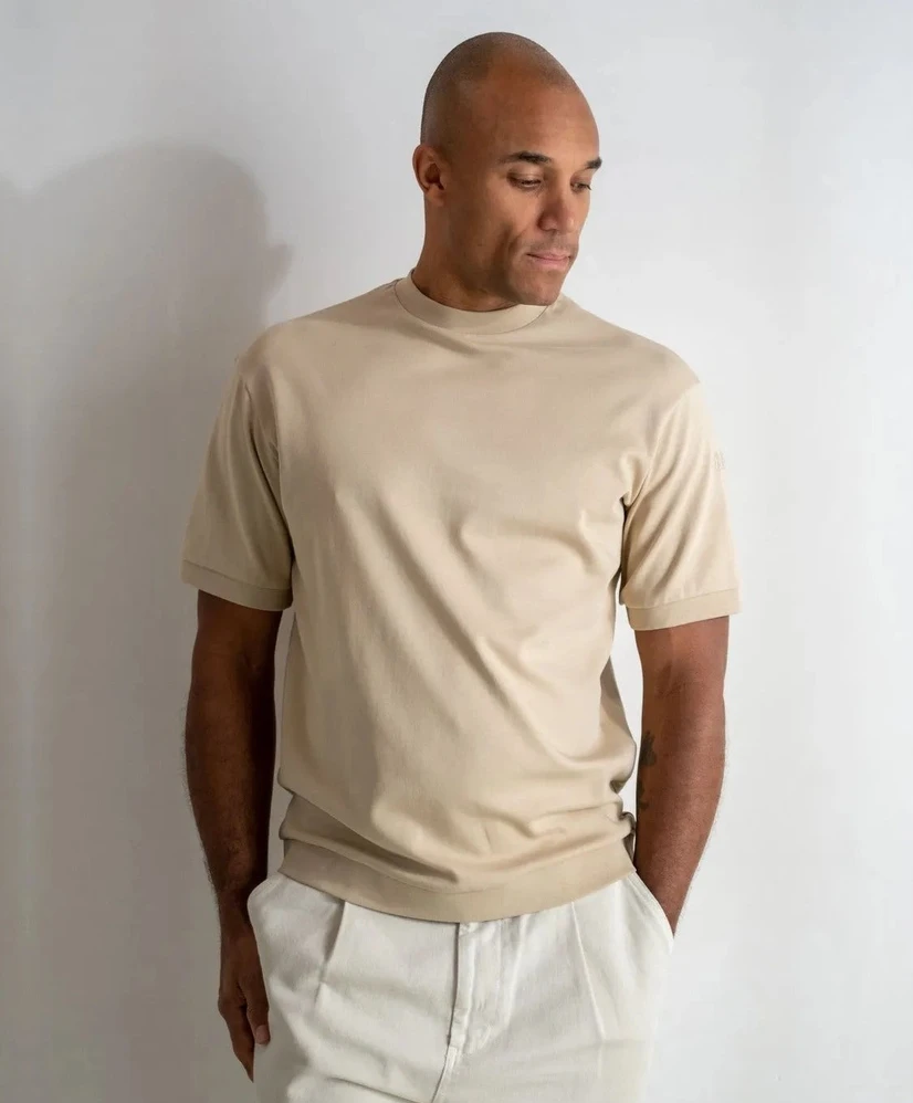 Club 24 T-shirt Sandbar