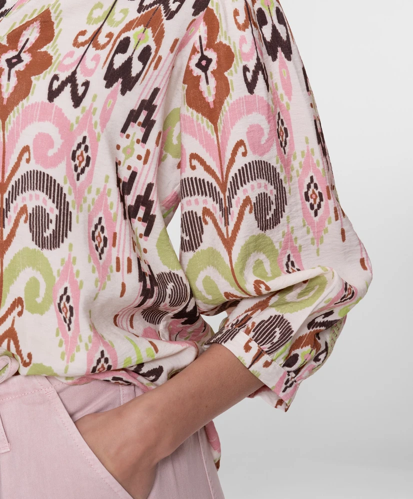 Geisha Blouse Allover Print