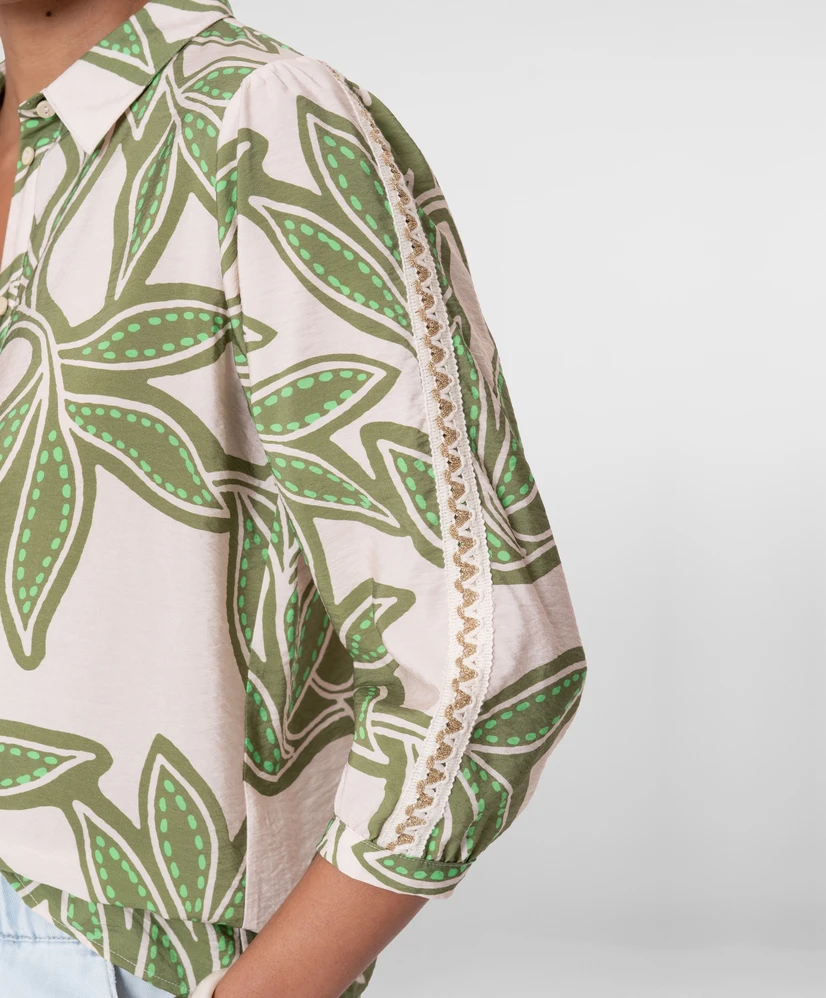Geisha Blouse Leaves