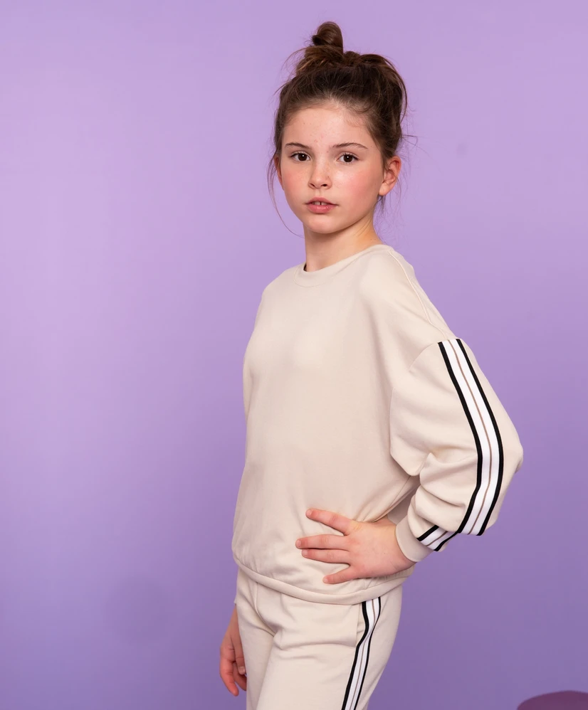 Geisha Girls Sweater Stripe