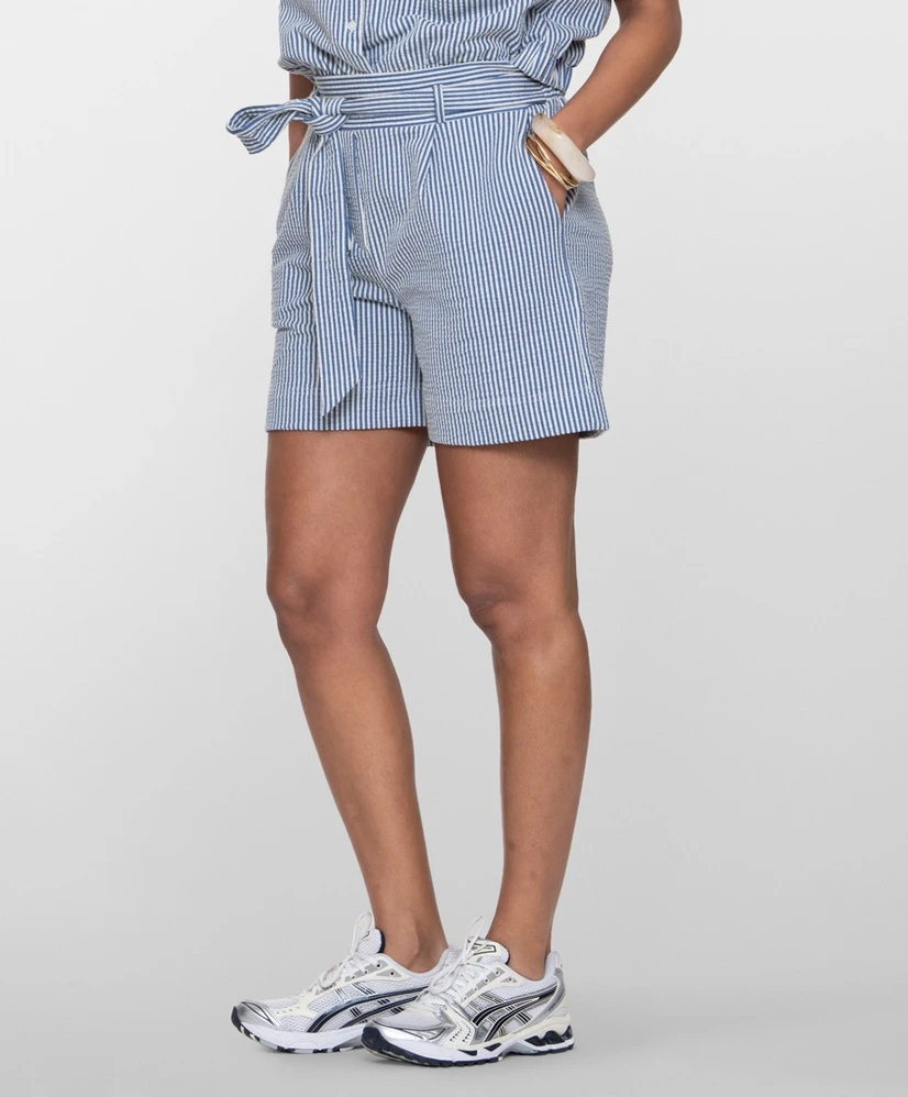 Geisha Short Stripe