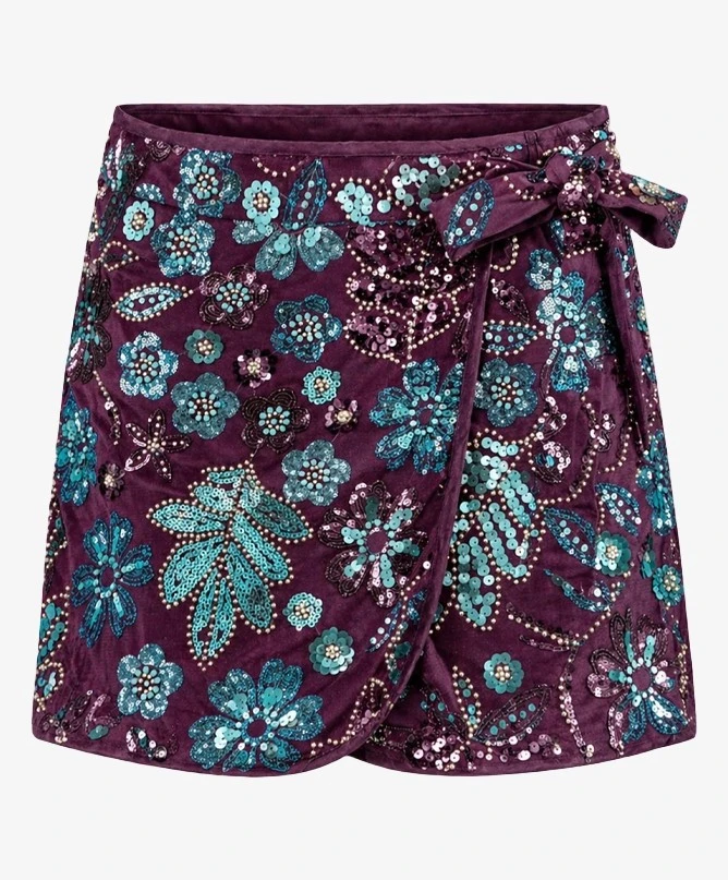 Harper & Yve Rok Romy