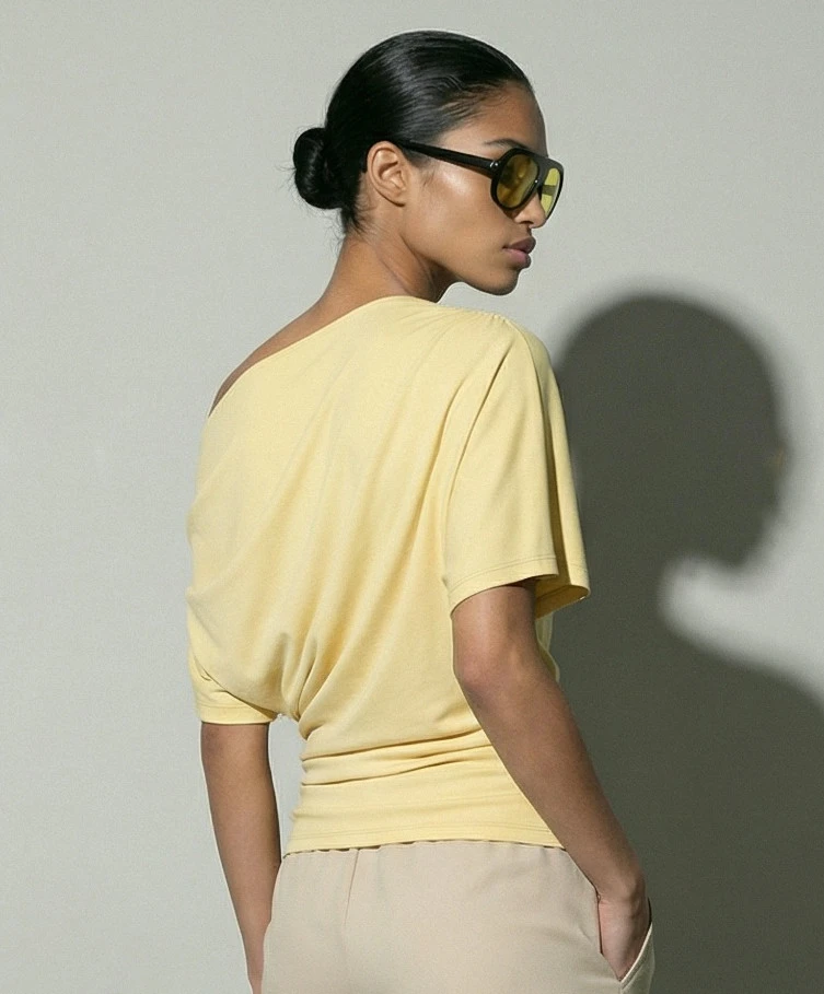 HYPEDROP One Shoulder Top Kamma