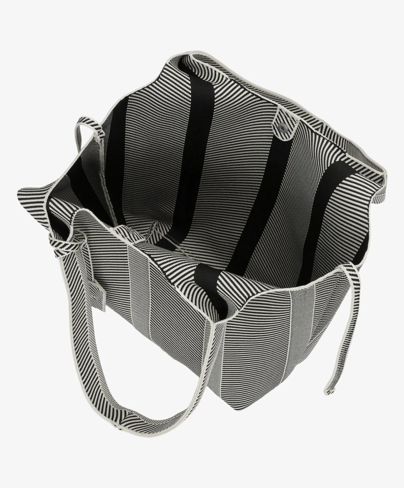 Ilse Jacobsen Tas Knitty
