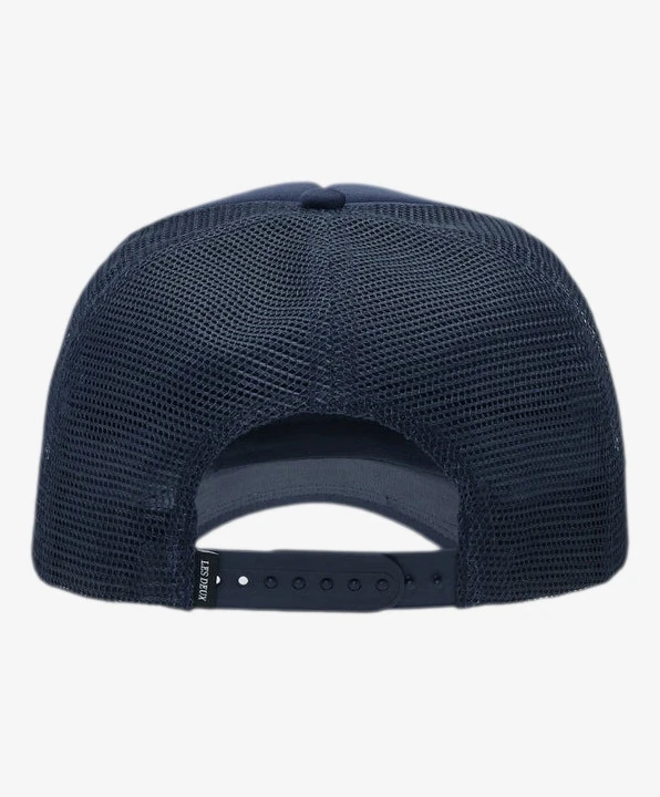 Les Deux Pet Basketball Player Trucker