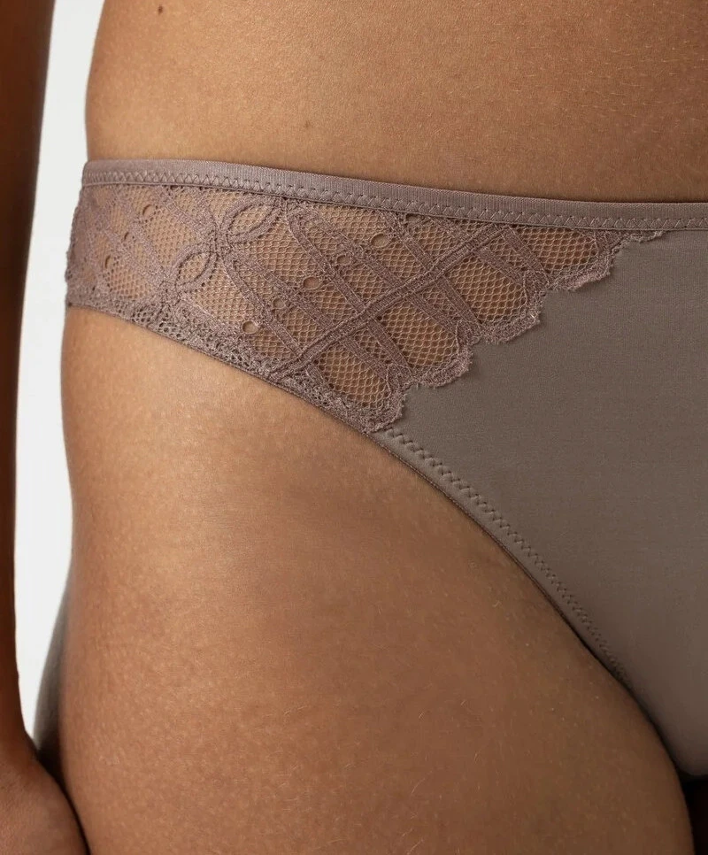 Mey Slip Poetry Temptation
