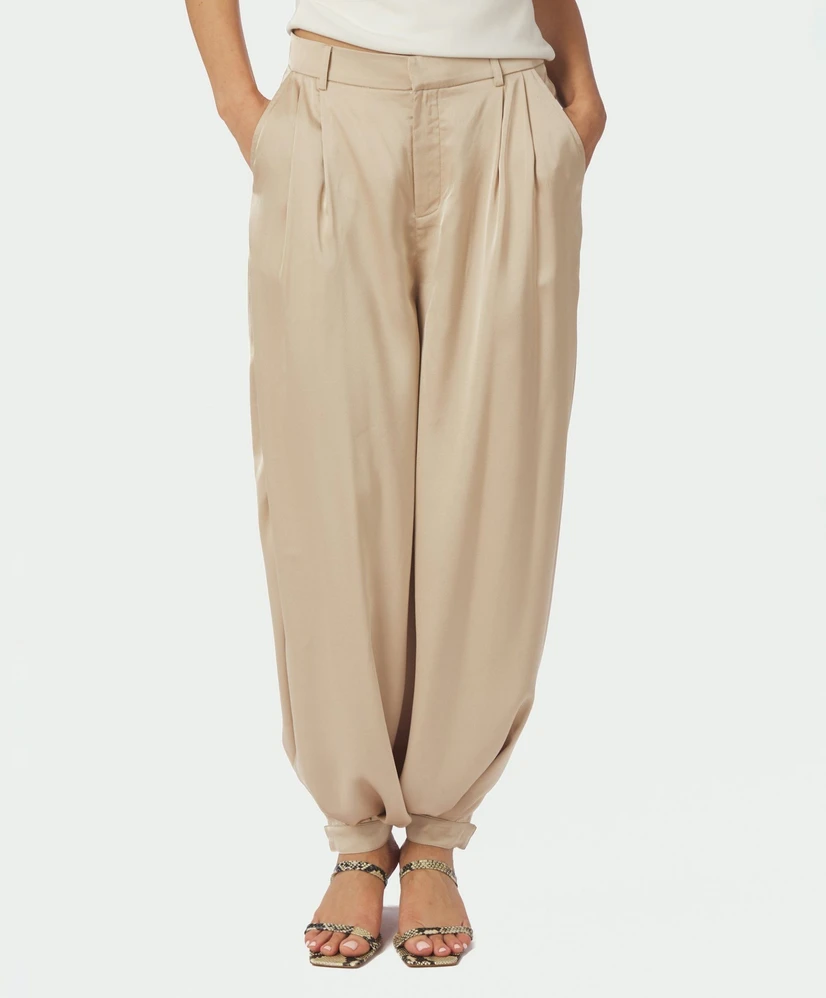 Neo Noir Broek Fayla Drapy Satin Balloon Fit