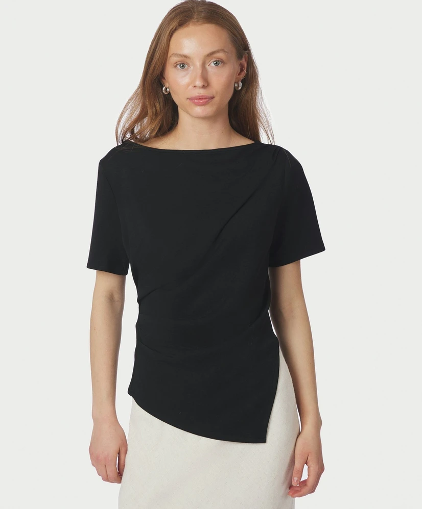 Neo Noir T-shirt Rasmine Soft