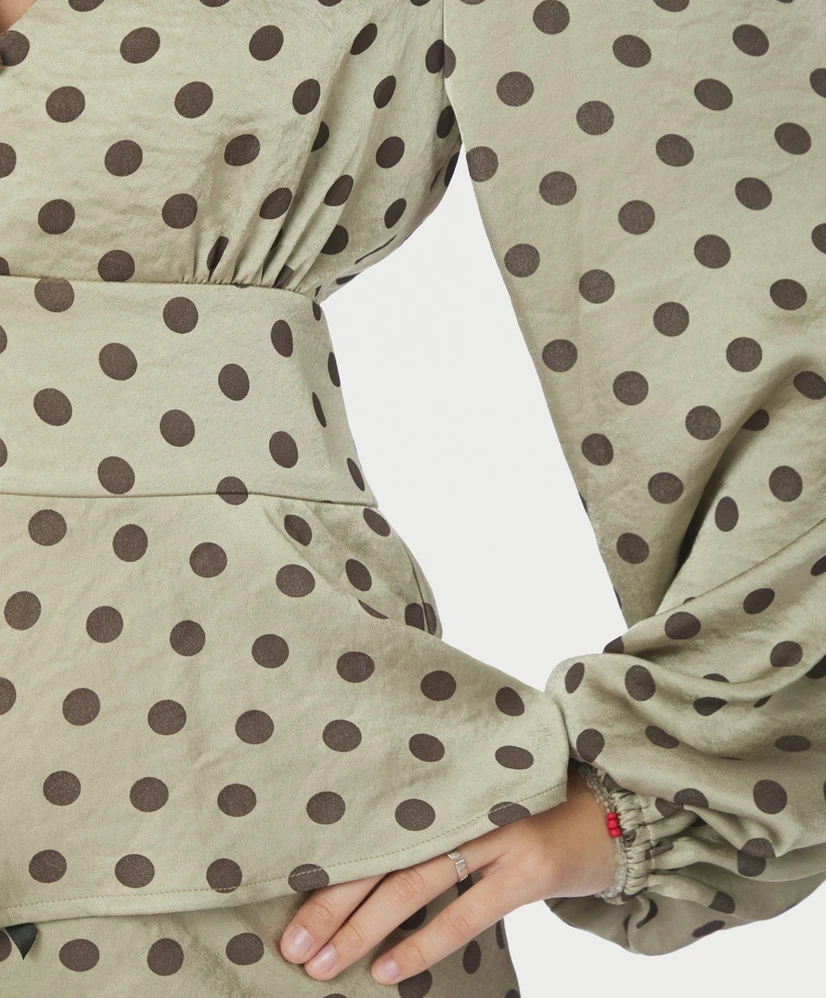 Neo Noir Top Jellima Dotted