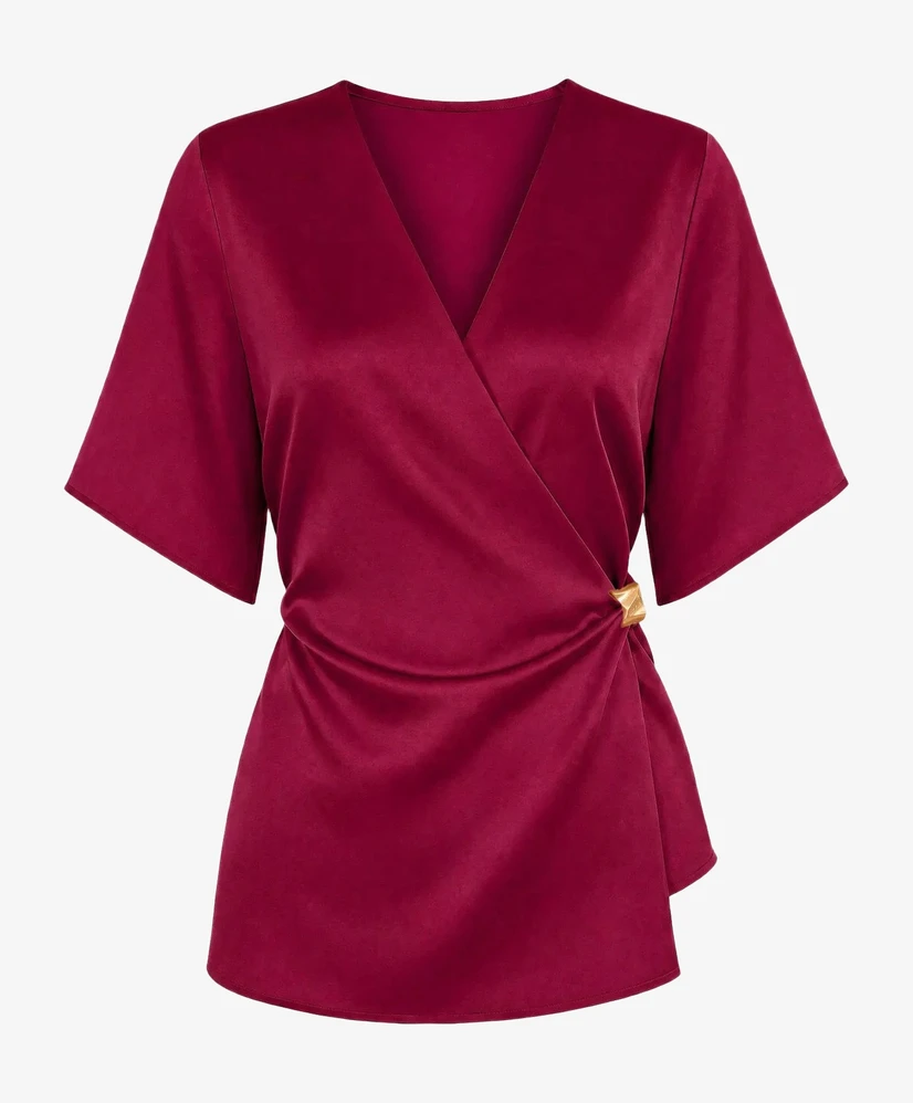 NIKKIE Wrap Top Ribe