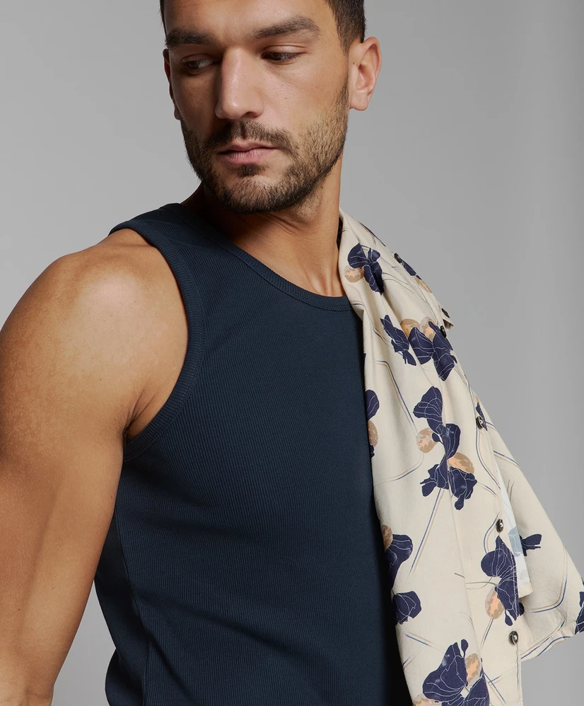 No Excess Singlet Solid Rib