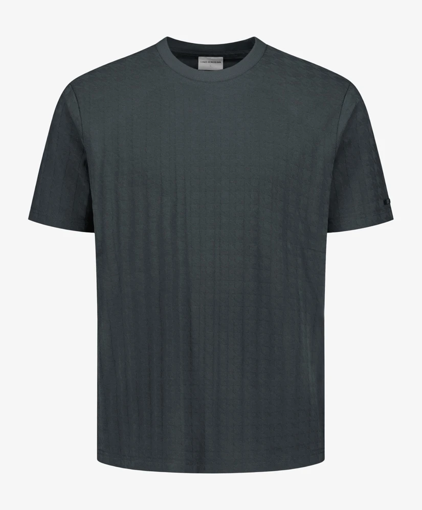 No Excess T-shirt Crewneck Solid Relief