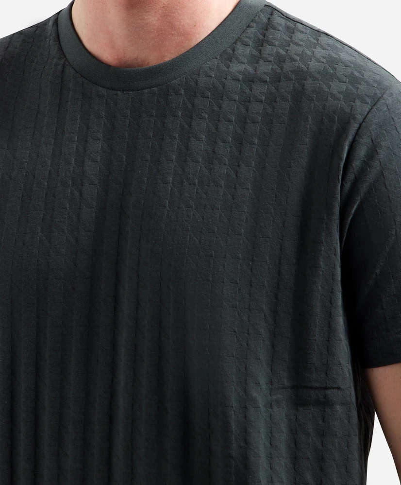 No Excess T-shirt Crewneck Solid Relief