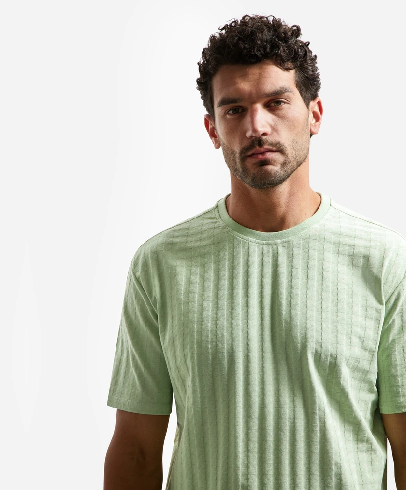 No Excess T-shirt Crewneck Solid Relief