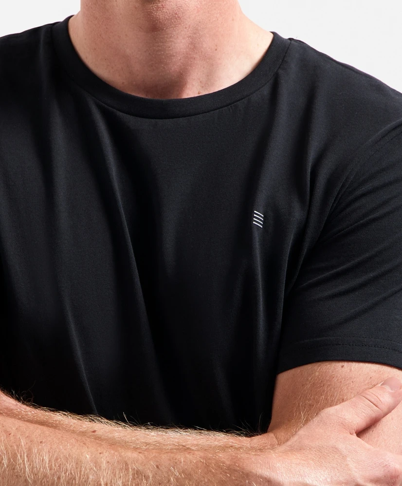 No Excess T-shirt Solid Basic