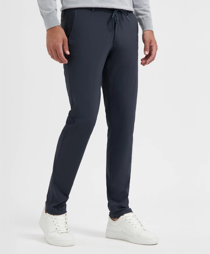 North 84 Broek Travel