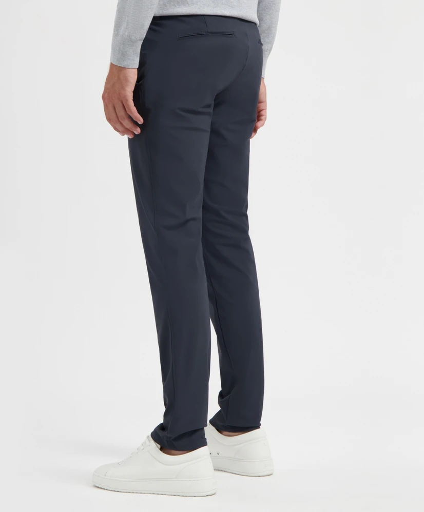 North 84 Broek Travel
