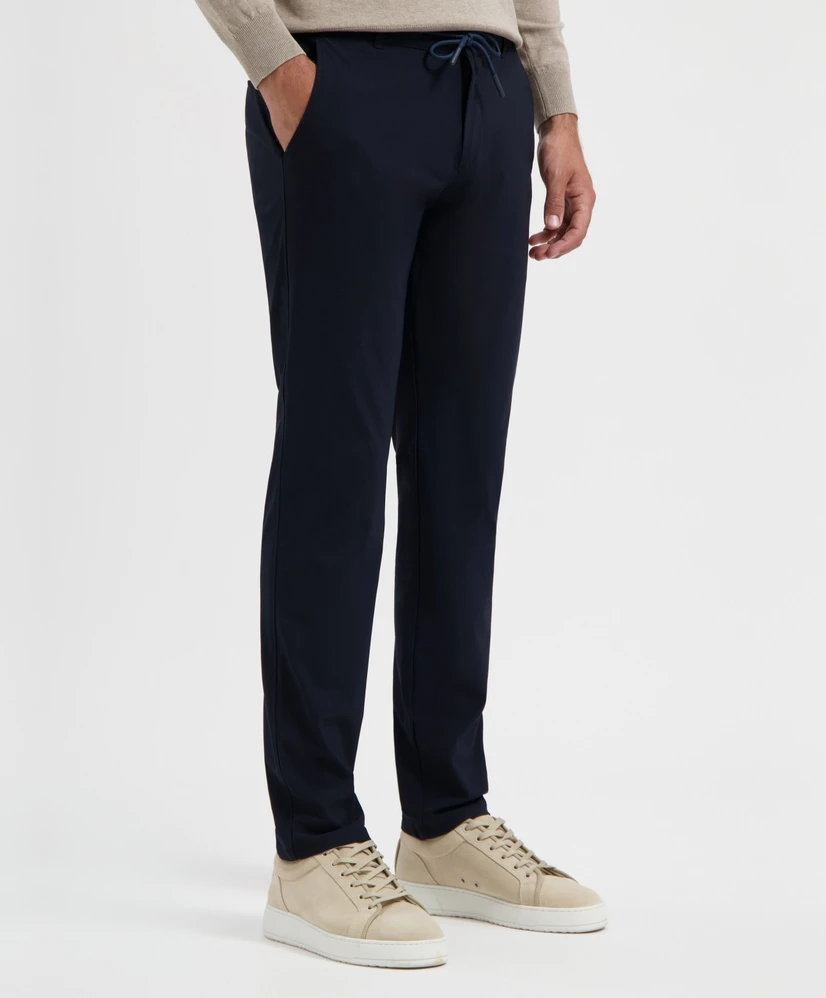 North 84 Broek Travel