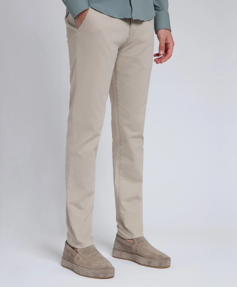 North 84 Chino Effen