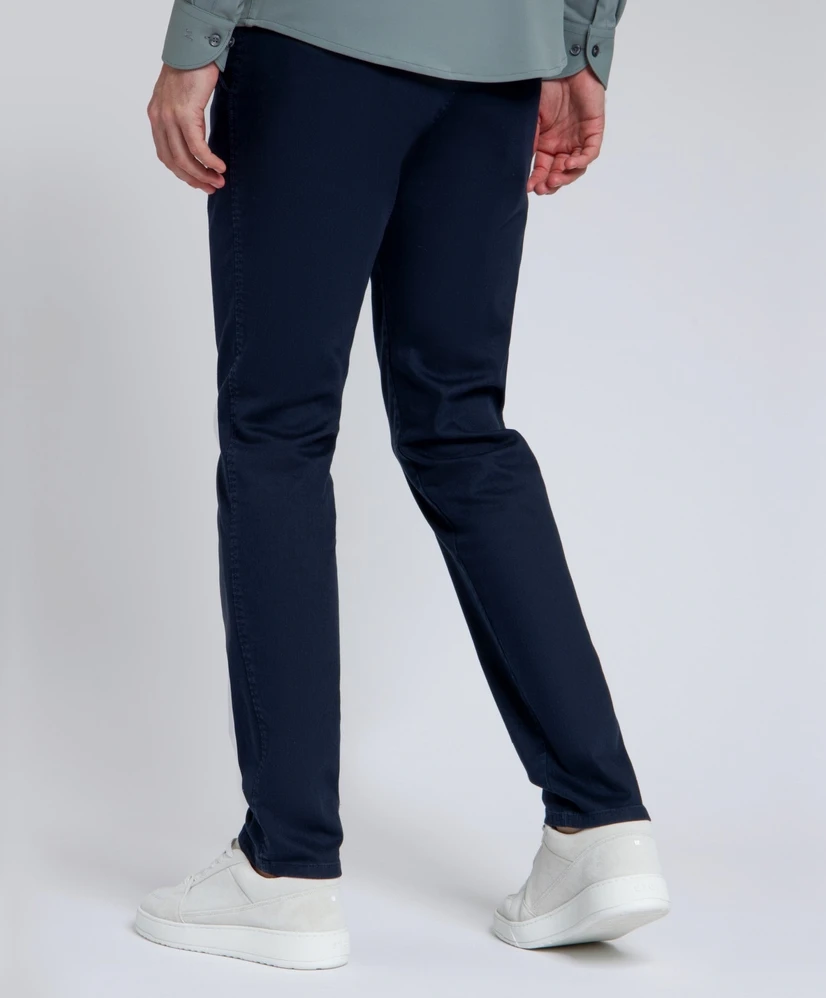 North 84 Chino Effen