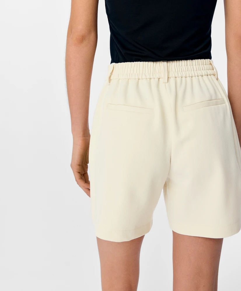 OBJECT Short Lisa