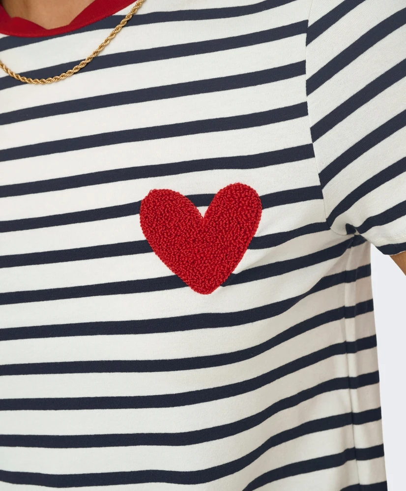 ONLY T-shirt Heart