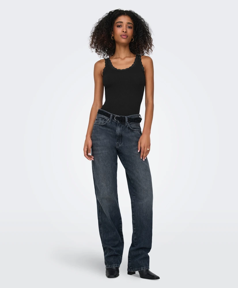 ONLY Top Singlet Sara Sharai