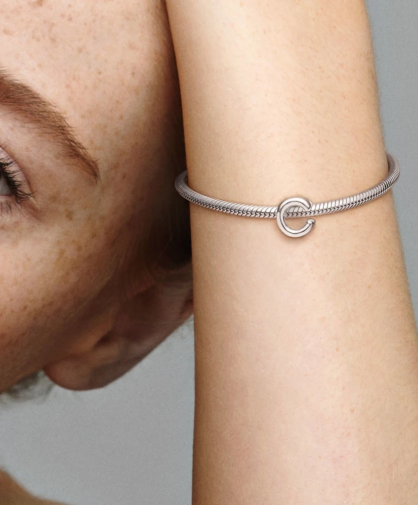 Pandora Alfabet Bedel Letter C