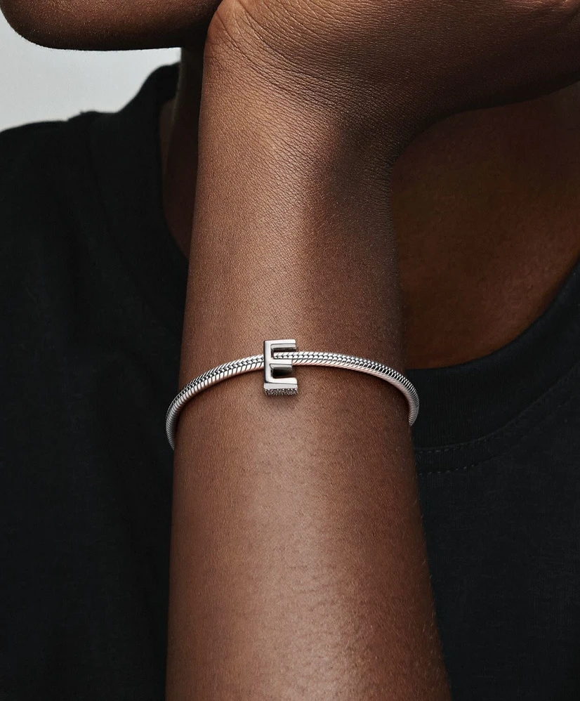 Pandora Alfabet Bedel Letter E