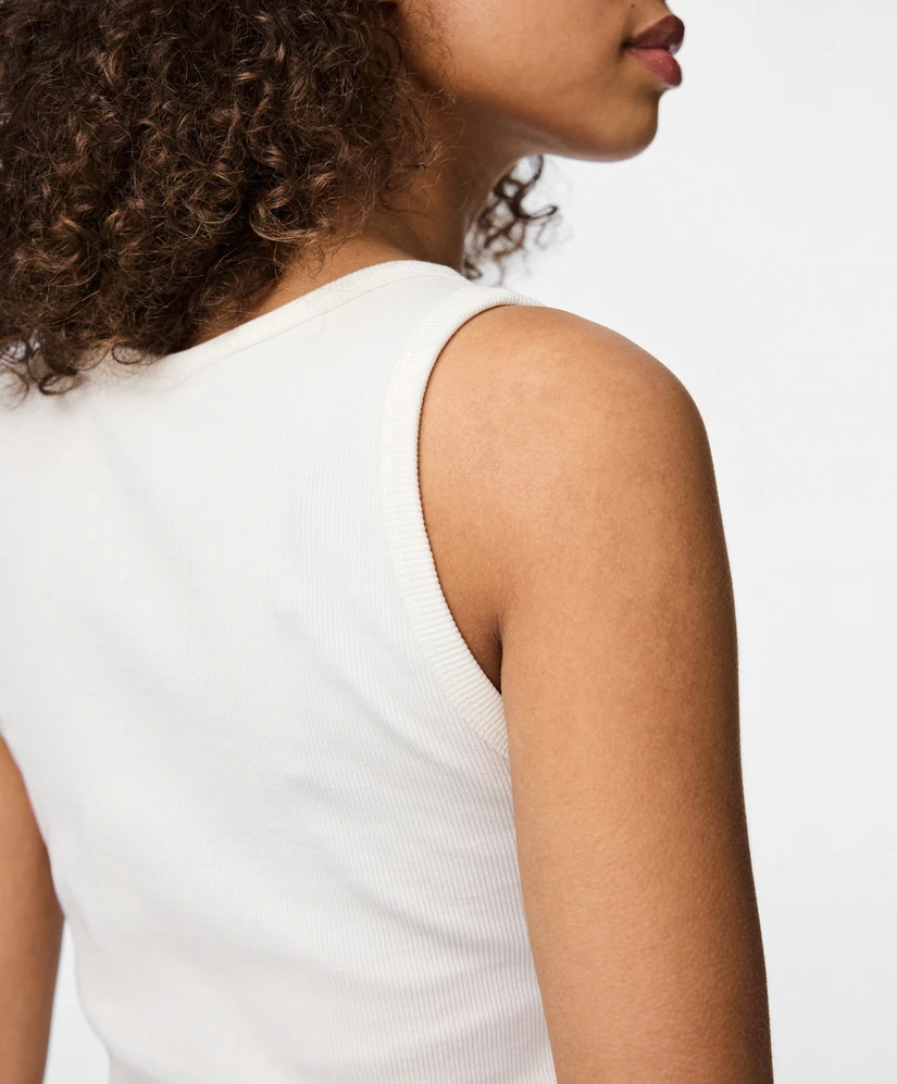PIECES Top May