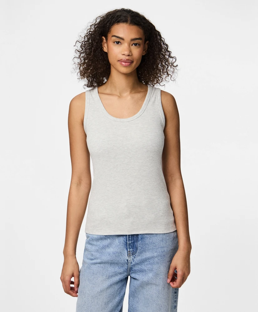 PIECES Top May