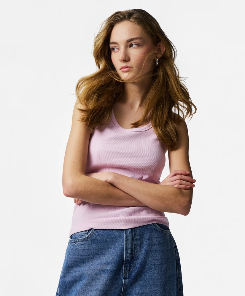 PIECES Top May