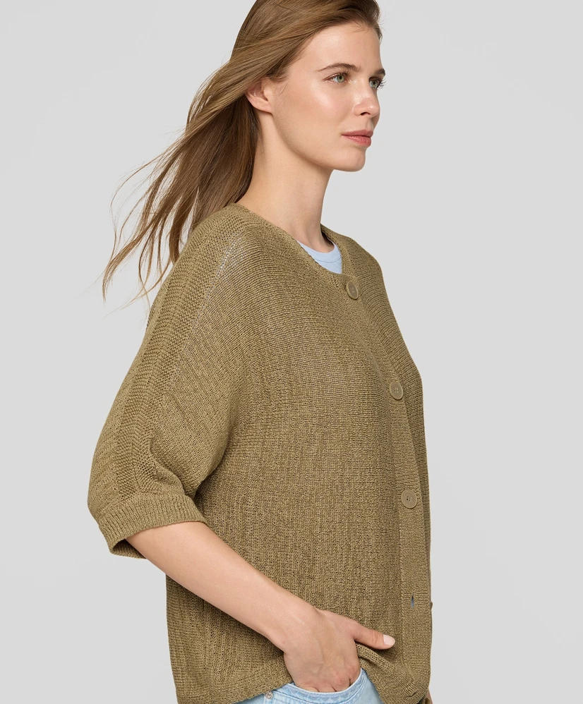 Rabe Vest Button