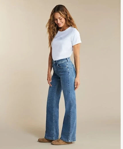 Red Button Jeans Flared De Colette