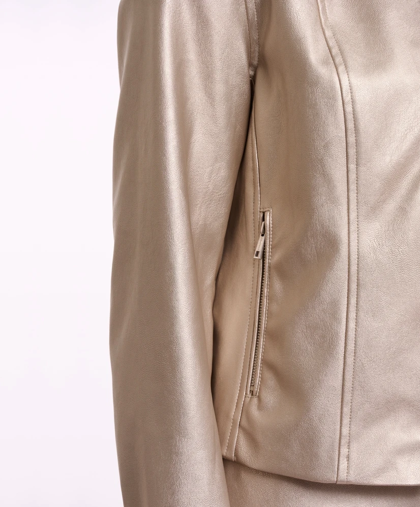 Rino & Pelle Jack Nila Cropped