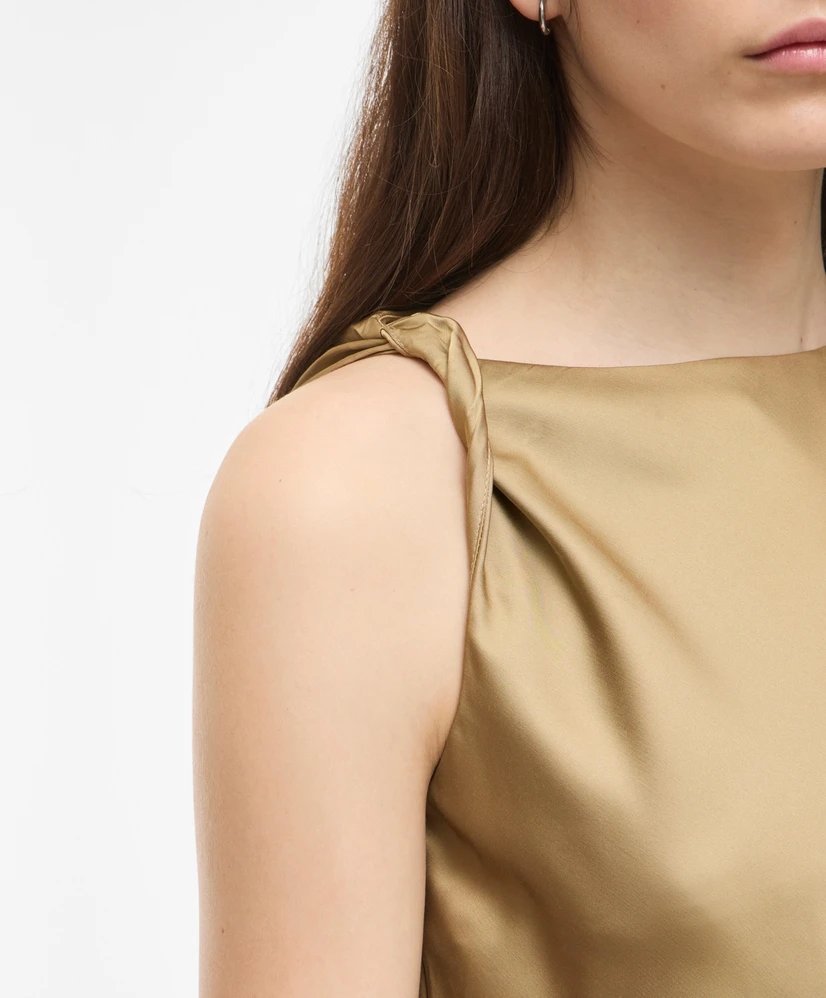 ROUGE EDIT Top Shyras