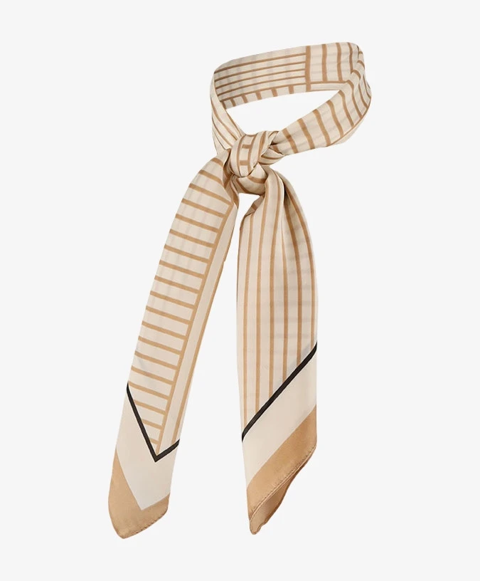Sarlini Sjaal Allover Print