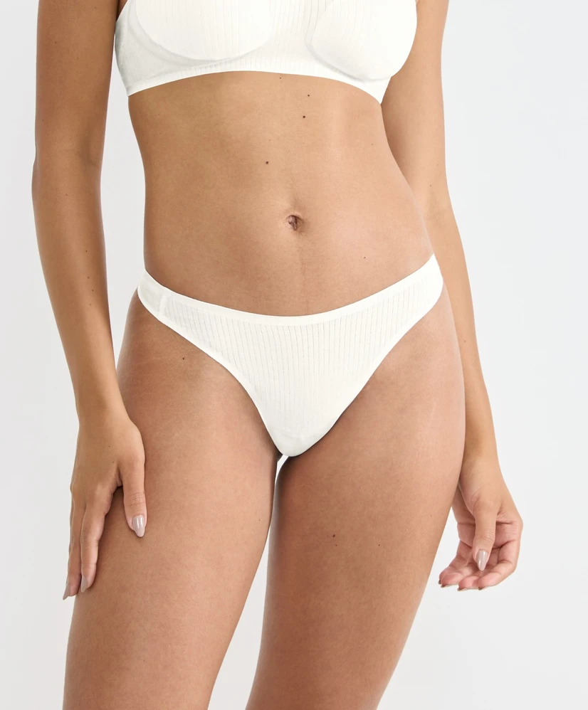 sloggi String Zero Feel Pure