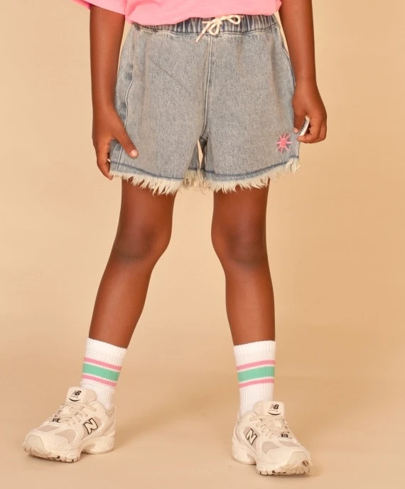 Stains & Stories Short Wide Fit