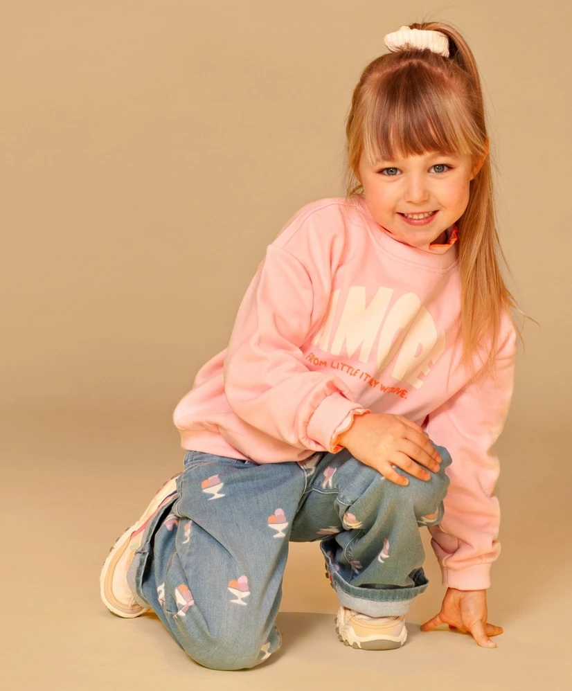 Stains & Stories Sweatshirt Amore