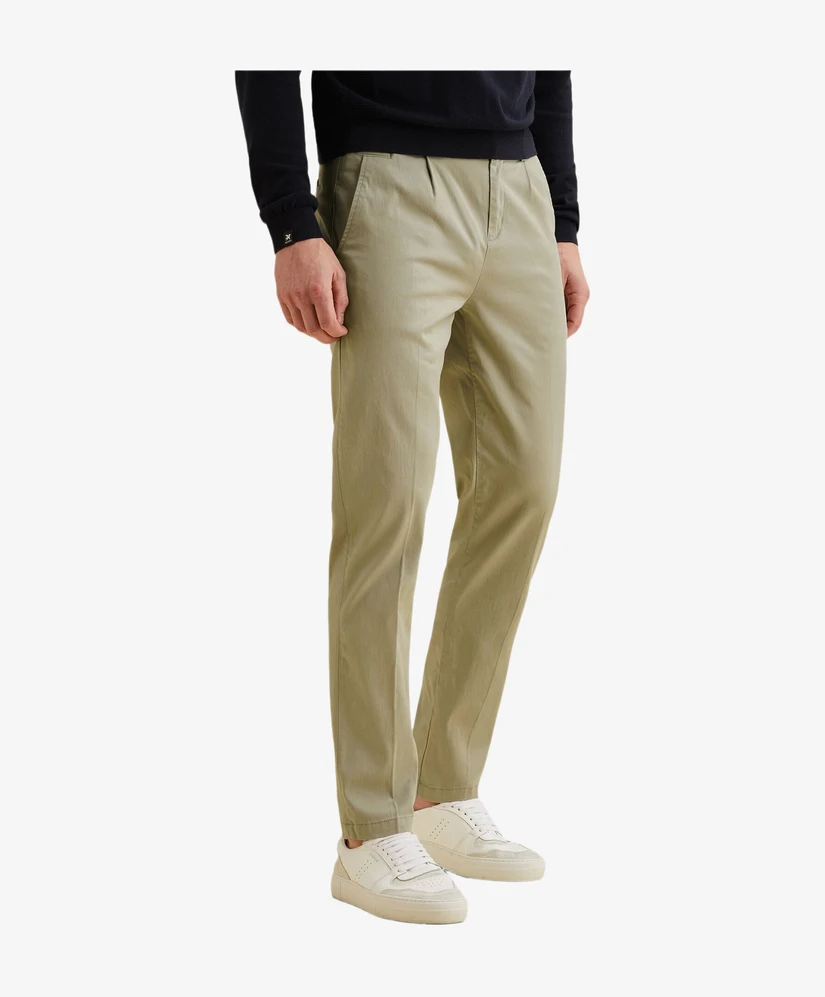 Vanguard Chino Relaxed Fit