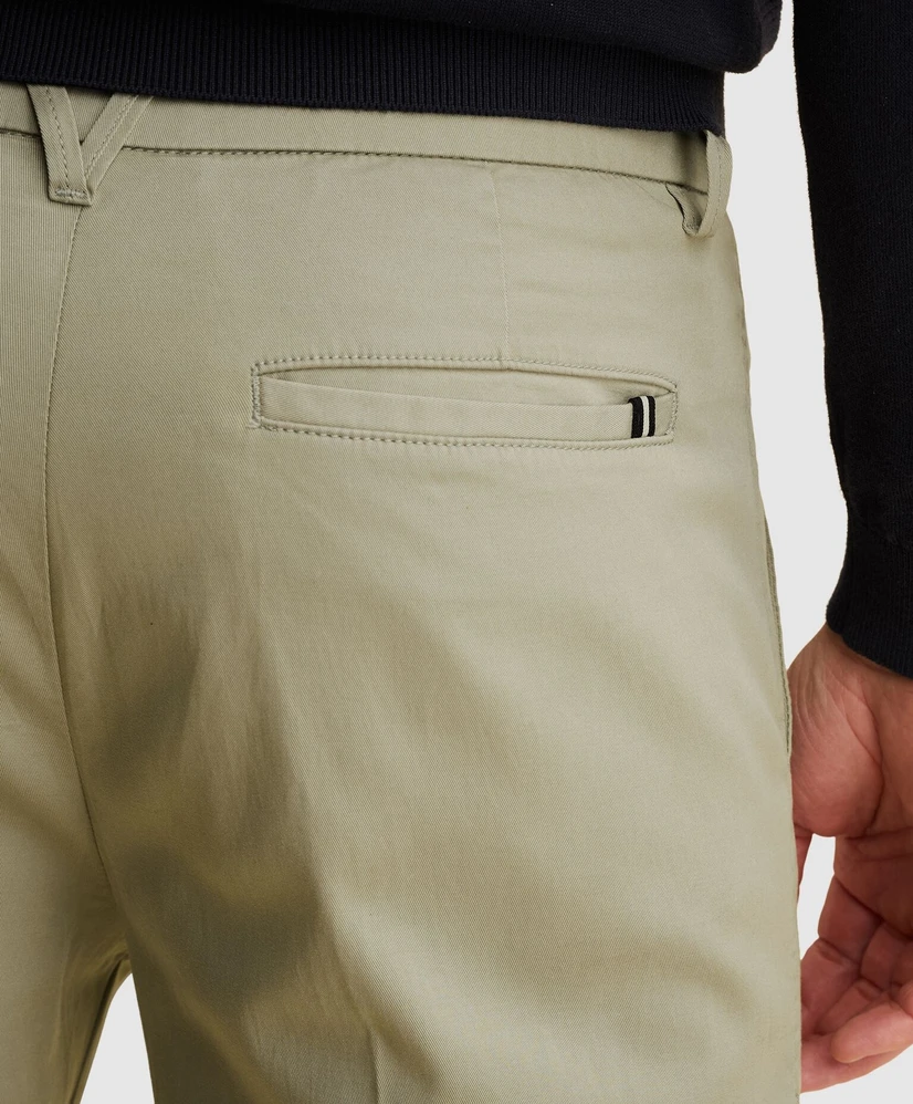 Vanguard Chino Relaxed Fit