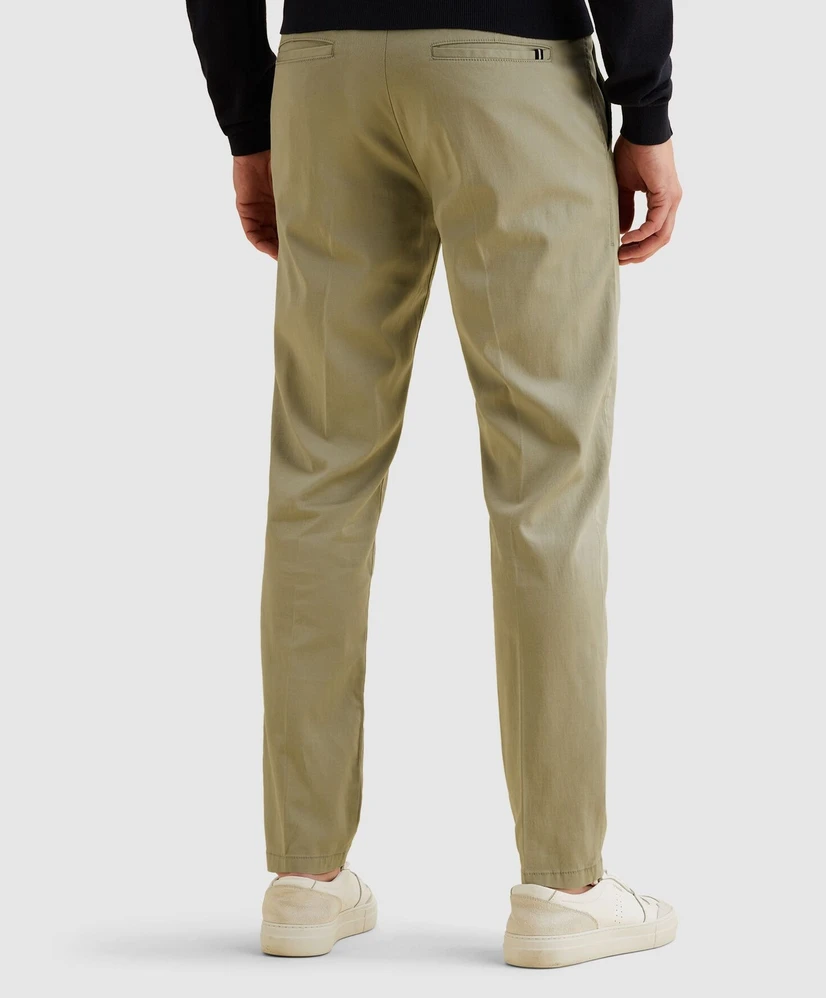 Vanguard Chino Relaxed Fit