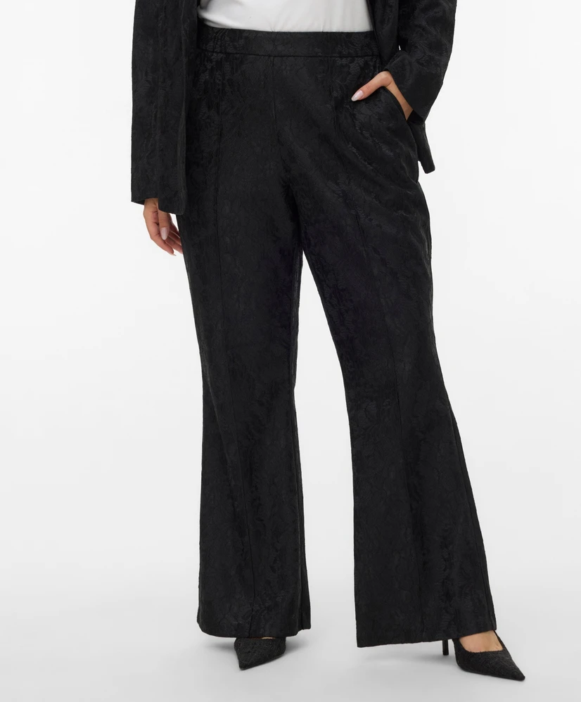 VERO MODA CURVE Flared Pantalon Carly