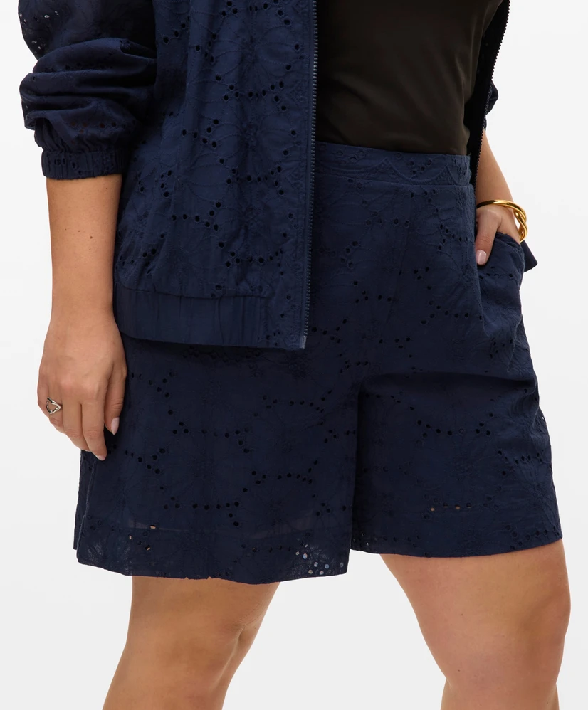 VERO MODA CURVE Short Hay