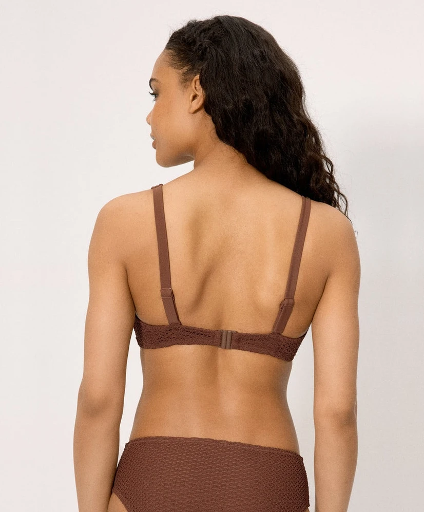 Ysabel Mora Bikinitop Minimizer